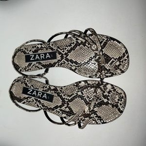 ZARA Flat Snakeskin Sandals - Women size 37